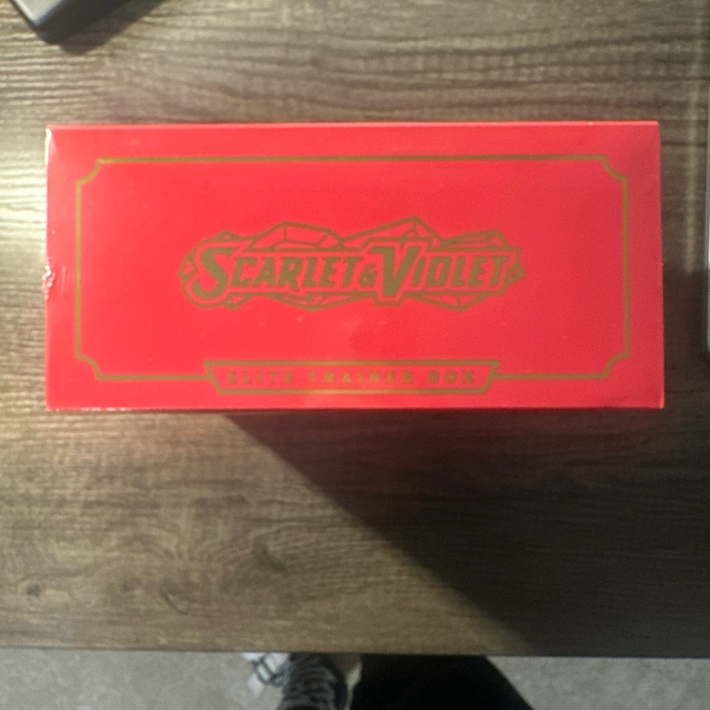 Scarlet & Violet Elite Trainer Box
